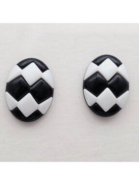 Vintage Black & White Oval UV Reactive Stud Earrings Geometric Chevron Design